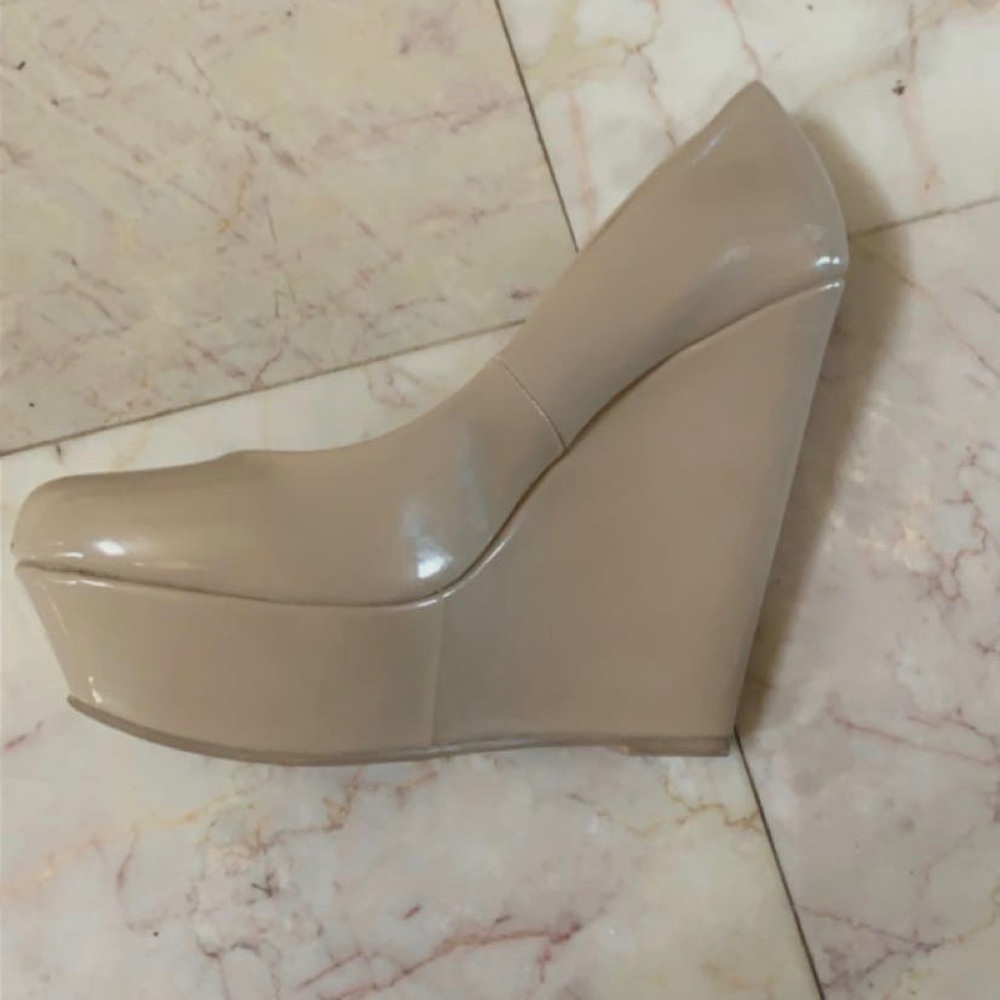 Aldo | nude heels